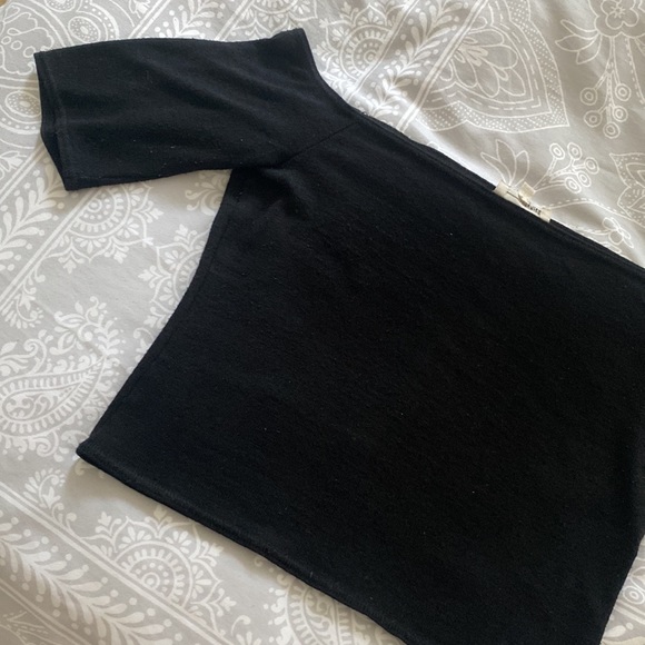 Wilfred off the shoulder t shirt - Picture 2 of 3